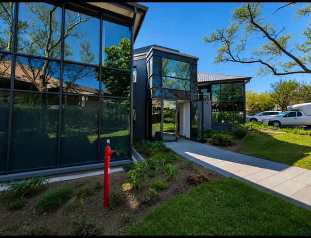 94M² OFFICE TO LET IN WOODMEAD